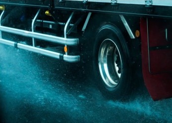 impacto-del-agua-en-conduccion-gypsi